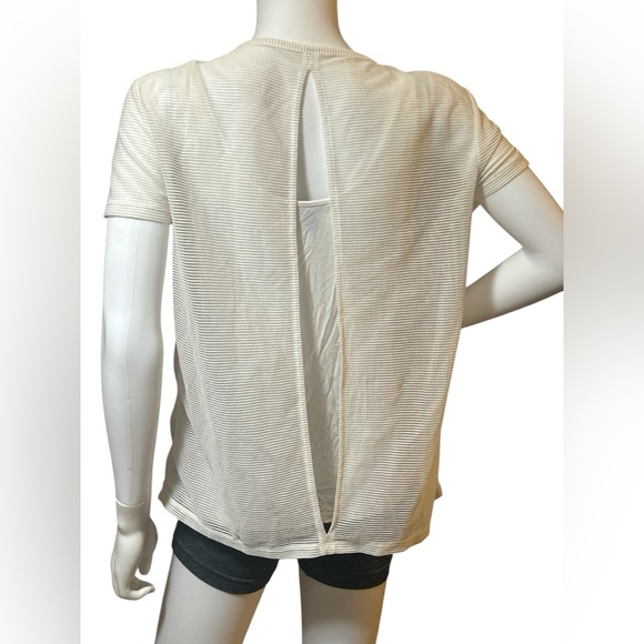 Armani Exchange  Relaxed Blouse Open back with inner top M - Picture 3 of 4